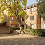 2 King Beds Modern Refurb Flat - 10 Min 2 London Bridge - Sleeps 6