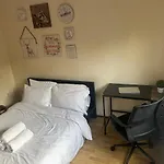Spacious Bright Double Room