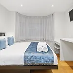 Private Studio Flat