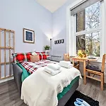 Olympia Kensington Stay Studio