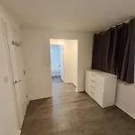 Comfortable And Cosy London Stay