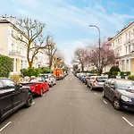 Joivy Elegant 2 Bed Near Hampstead And Camden, Sleeps 4