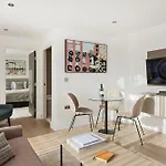 The Chronicle By Supercity Aparthotels