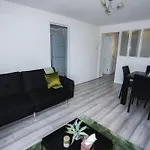 1 Bed Flat Tottenham Hale N17