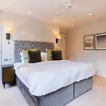 The Chelsea Haven - Glamorous 1Bdr Flat