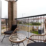 The Wembley Park Wonder - Charming 2Bdr Flat With Balcony