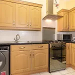 Barking Road Comfy House