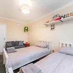 Central London Apartment Close To The London Eye
