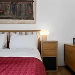 Luxury Modern Flat Near Excel, 02 & Canary Wharf