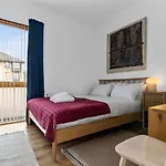 Luxury Modern Flat Near Excel, 02 & Canary Wharf