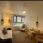 Old Town Flat In The Heart Of Shoreditch