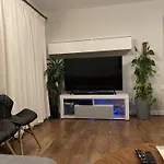 Charming 2-Bed Apartment In Bow London