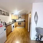 London Bridge apartment