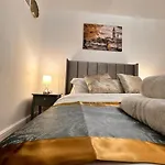 Luxury London Apartment In Prime Location