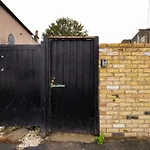 1Bd Apartment Near Olympic Park, East London