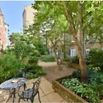 Studio Flat In The Heart Of St. Johns Wood