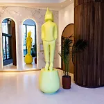 Art\'Otel London Battersea Power Station, Powered By Radisson Hotels