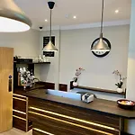Angus Hotel