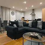 Beautiful 2Bed Flat London