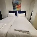 Garland Central City Apartment London 2