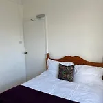 Charlton, Greenwich Luxury Self Check-In Rooms