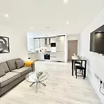 Queens Luxury Apartments Wembley Stadium - London