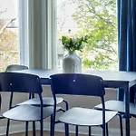 Bright & Stylish 1Br, 5Min Kensington Olympia Tube
