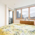 1 Bedroom Penthouse Flat In East London