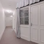 Stylish Spacious Retreat Luxury 2 Bed Haven 2Hs