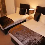 Sapphire Hotel London