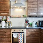Vibrant Clapham Double Bedroom