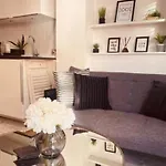 Modern 1 Bed Flat In Hackney With Parking
