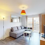 Spacious 3-Bed With Balcony, 5-Min Walk To Station