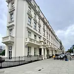 Spacious Studio, 5 Mins To Victoria Station, Central London
