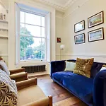 Bright Camberwell Georgian Apartment