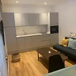 Beautiful One Bedroom Flat In The Heart Of Notting Hill Gate