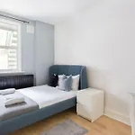 Two Bedroom Apartment In Dalston