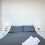 5A - Bright And Airy 2 Bedroom Apartment - Close To Central