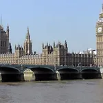 Guestready - Stylish Skyline Views, Central London