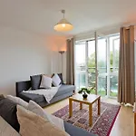 Imperial Onedin Point-Tower Hill Apartment