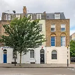 Contemporary 2 Bedroom Apartment In Angel