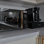 Stylish Waterfront Apartment