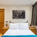Tower Bridge 2Br Apartment For 6 With Terrace