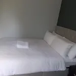 Letzi Private En-Suite Near Wembley