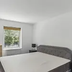 High End Flat In Knightsbridge
