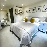 F9-Fantastic 2 Bedroom Flat In Nw3!