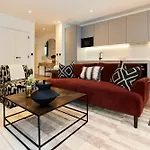 The Tottenham Hale Crib - Trendy 2Bdr Flat With Balcony