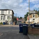 Amazing En-Suite Apartment In Finchley Central
