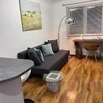Dollis Hill One Bedroom Apartment Nw2