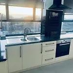 Lovely Private London Apartment With Great Views